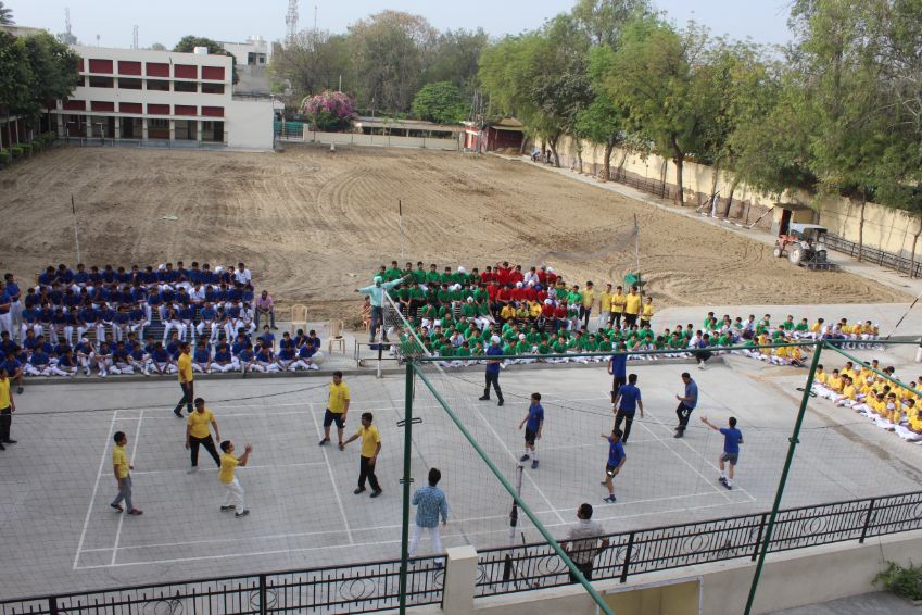 INTER-HOUSE VOLLEYBALL MATCH AND SKIPPIN